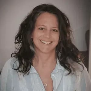 Sarah Chrystal - Therapist at PROMIS